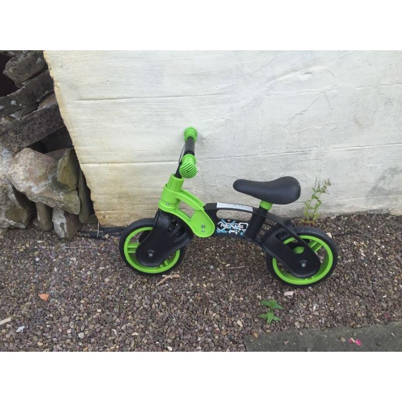 Cosy coupe car and balance bike