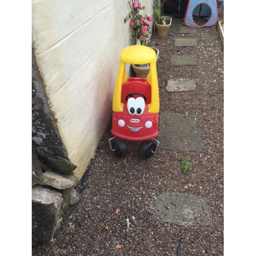 Cosy coupe car and balance bike