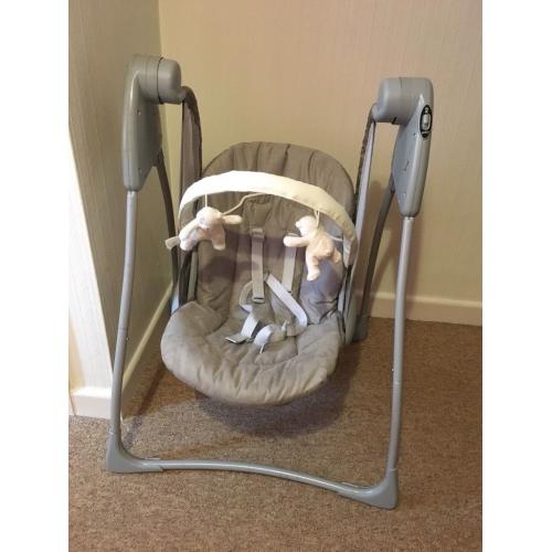 Graco neutral swing with two speeds and activity bar