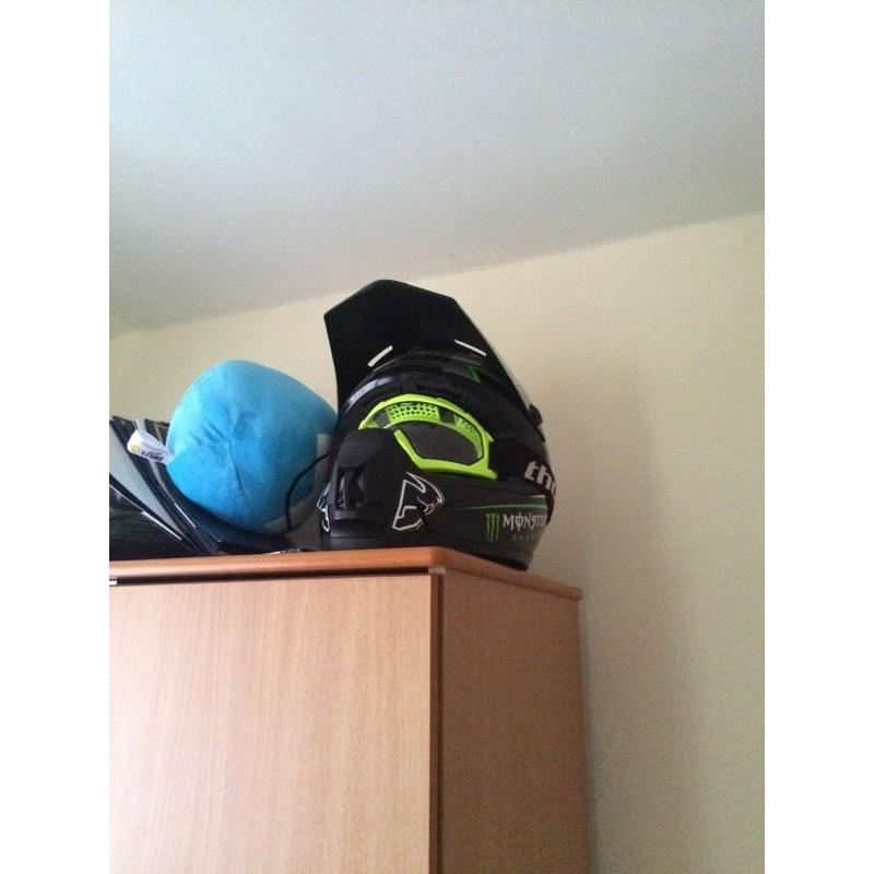 Mx helmet