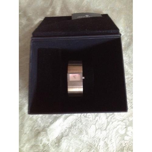 Women's Jeff Banks watch