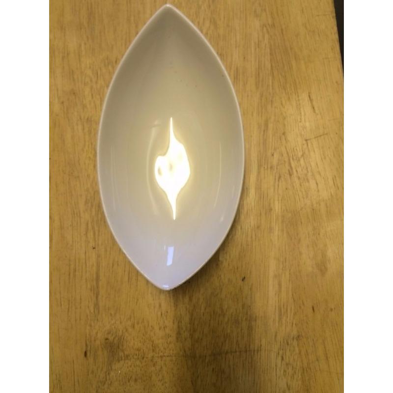 FOOD SERVING DISH BOAT SHAPED 6 PIECES