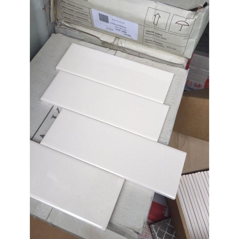 Wall tiles. Joblot