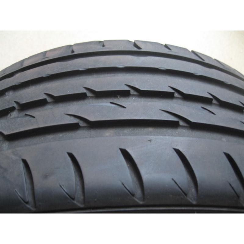 225 / 40 x 18 Nexxen car tyes - set of 4 - used but with lots of life still.