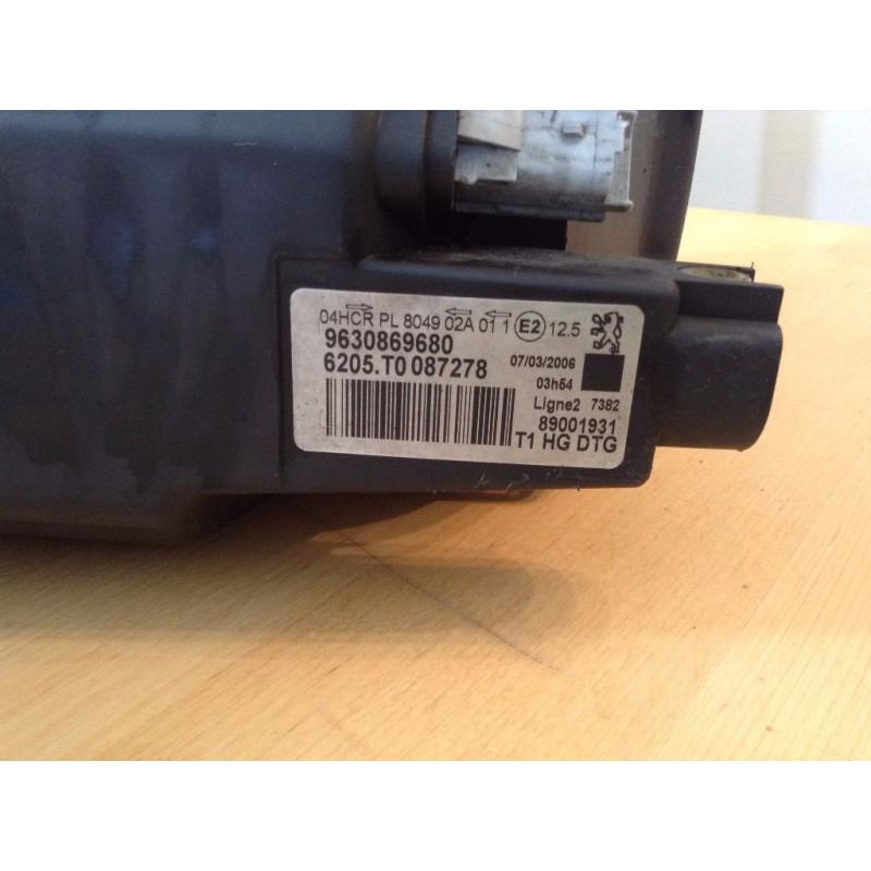 Offside headlamp for 2006 Peugeot 206 SW