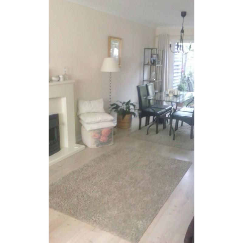 LARGE SUNNY HOUSE HALF HOUR FROM EDINBURGH