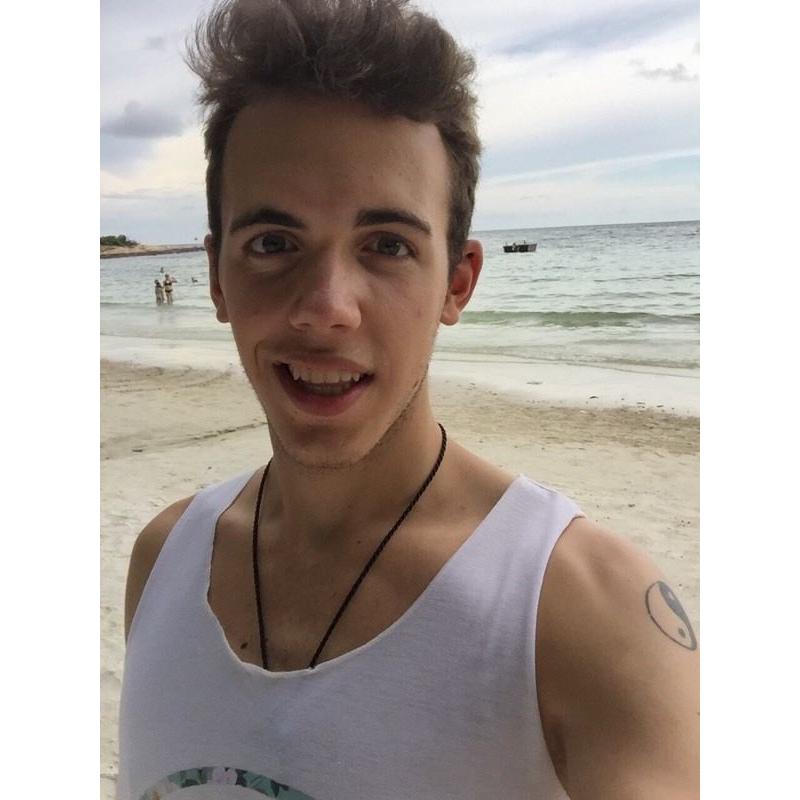Italian guy looking for an affordable room