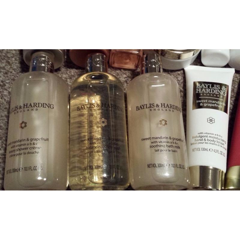 Body wash, lotions, body butter, body wash, shower gel and more! 16 piece bundle, most new