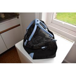 Ladies Holdall, Jasper Conran at Tripp, detachable shoulder strap, lightweight.