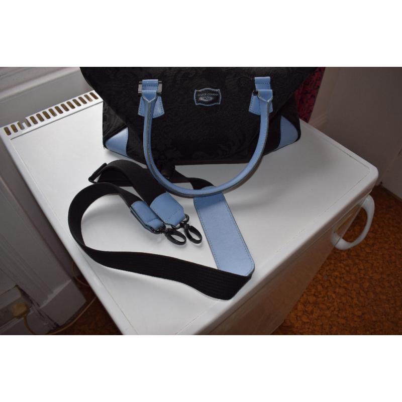 Ladies Holdall, Jasper Conran at Tripp, detachable shoulder strap, lightweight.
