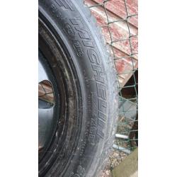 Car tyre