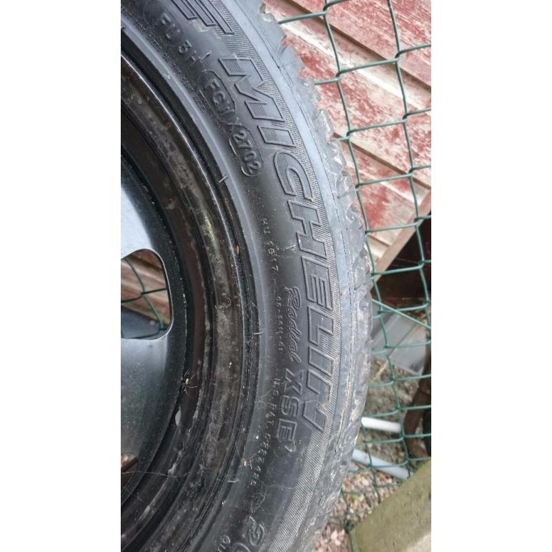 Car tyre