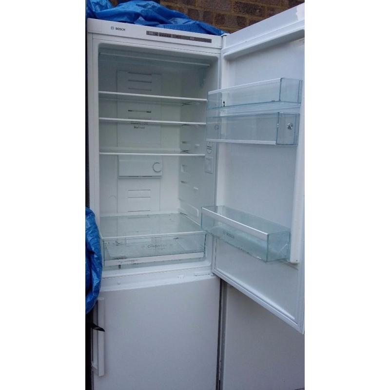BOSCH FROST FREE FRIDGE FREEZER