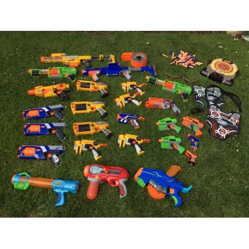 Huge collection Nerf Guns