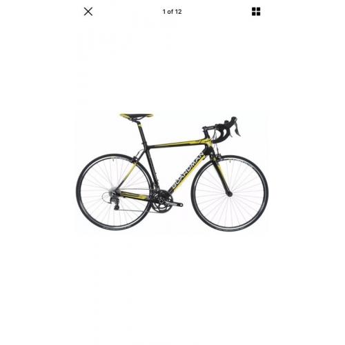 BRAND NEW - 2016 Model - Boardman Road Team Carbon Bike with Accessories