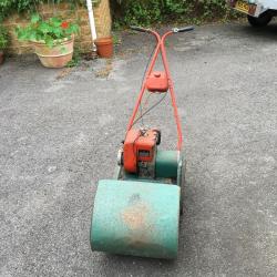 Suffolk super colt cylinder mower