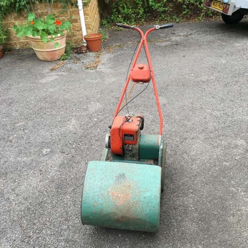 Suffolk super colt cylinder mower