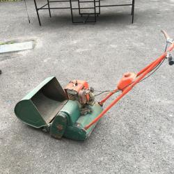 Suffolk super colt cylinder mower