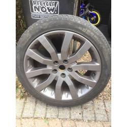 Range Rover Supercharger 20" Alloy Wheels and Tyres - VW T5