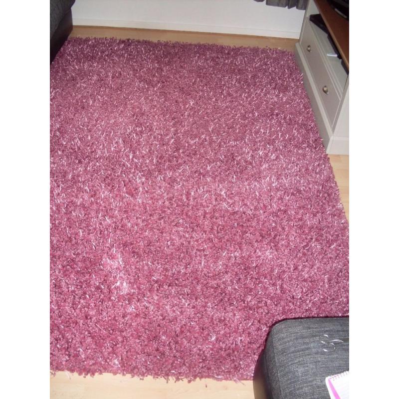 BRAND NEW WOOL SILKY TUFTED RUG