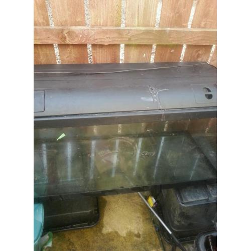 Fish tank 200ltr