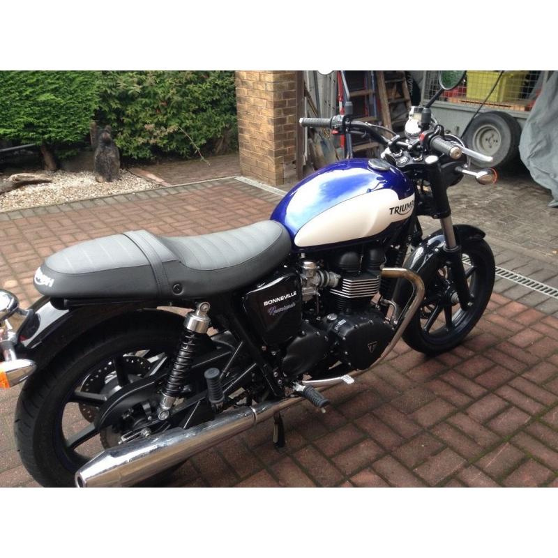 Triumph Bonneville Newchurch Oct 2015