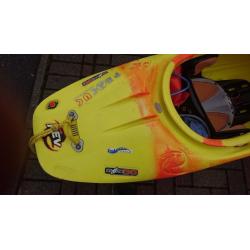 Pyranha Rev - Large (Kayak, Playboat)