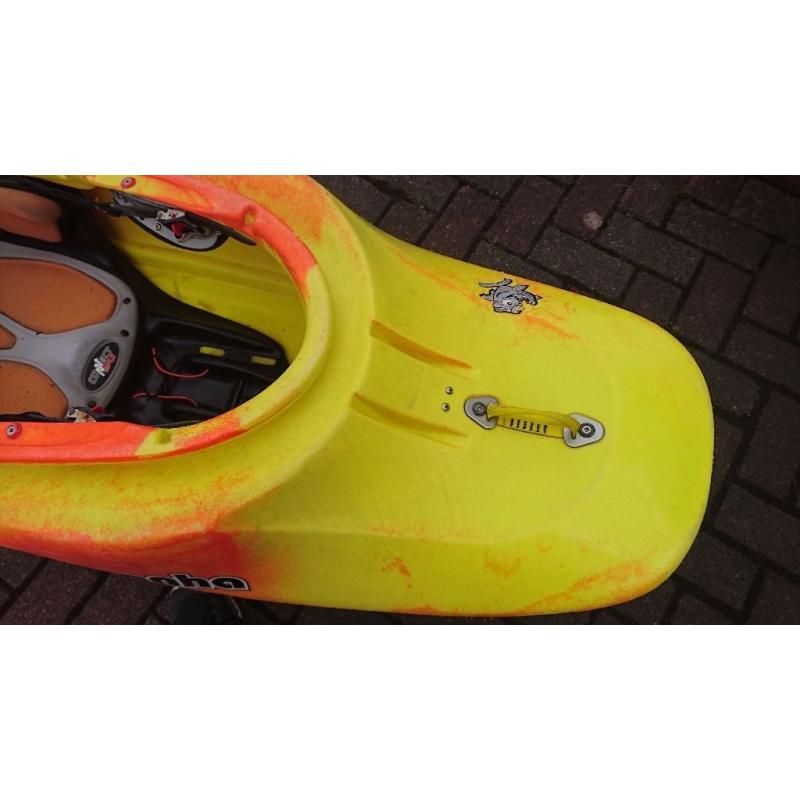 Pyranha Rev - Large (Kayak, Playboat)