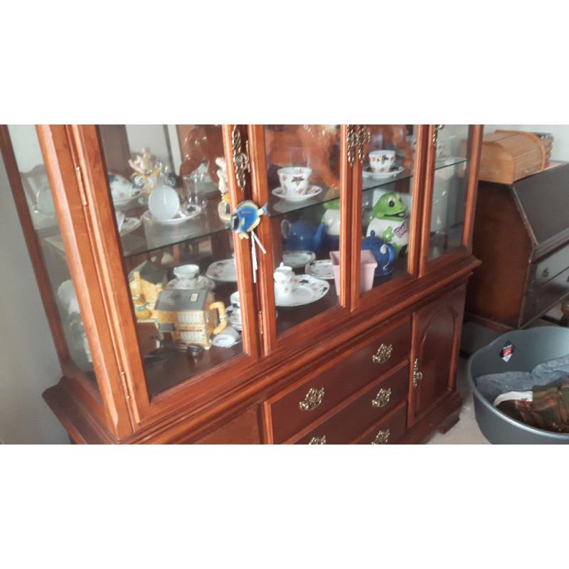 Display Cabinet and cupboard combo