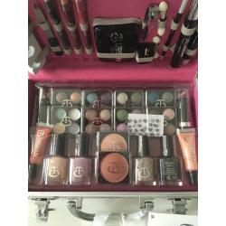 Complete make up kit (New, never used)