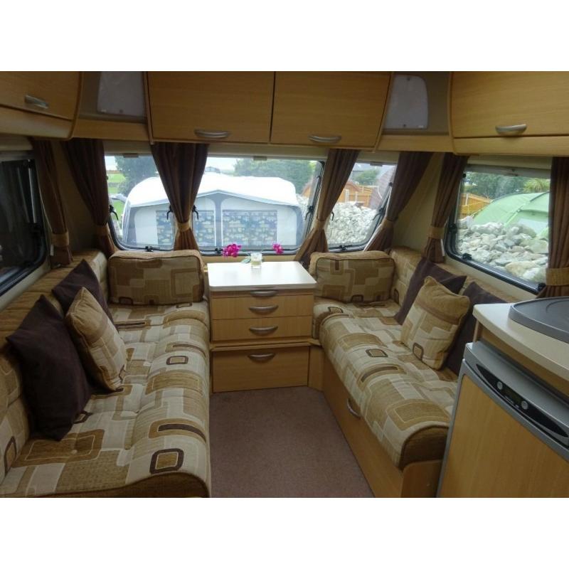 ABBEY VOGUE 495 4 BERTH TOURING CARAVAN 2009 WITH MOTOR MOVER EXCELLENT CONDITION