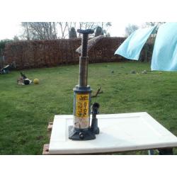 ELLIOT & LAKE 8 TON BOTTLE JACK FULLY WORKING