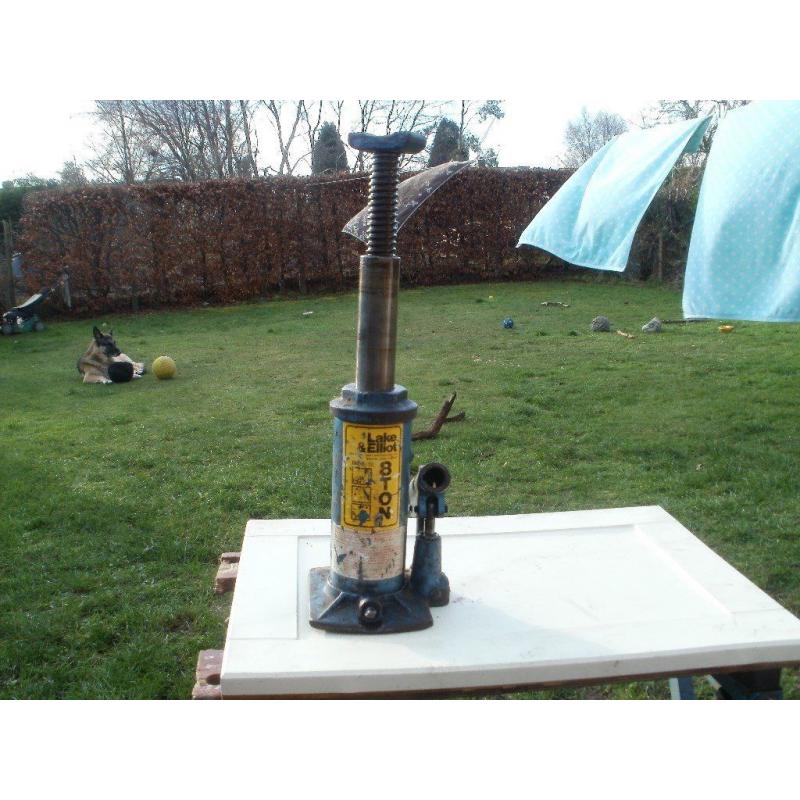 ELLIOT & LAKE 8 TON BOTTLE JACK FULLY WORKING
