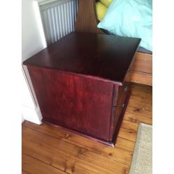 Bedside tables x2