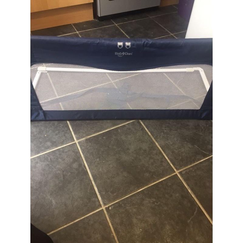 Bed guard
