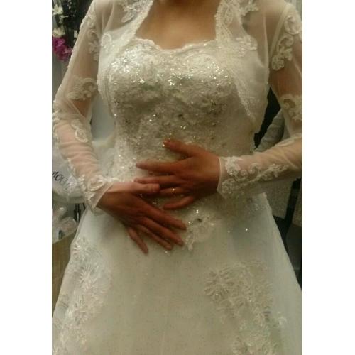 Beautiful Wedding dress!!!