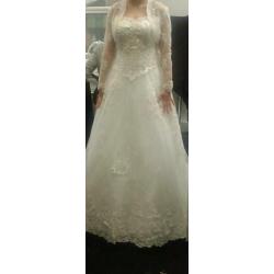 Beautiful Wedding dress!!!