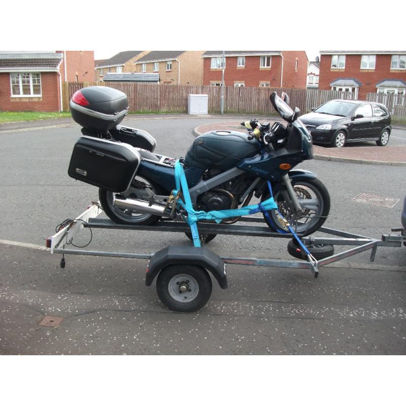 MOTORCYCLE TRAIILER FOR UP TO 3 BIKES