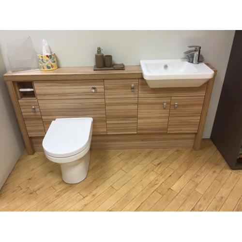 CONSIDERING A NEW BATHROOM? GIVE EDINBURGH'S NUMBER 1 BATHROOM FITTERS A CALL NOW!