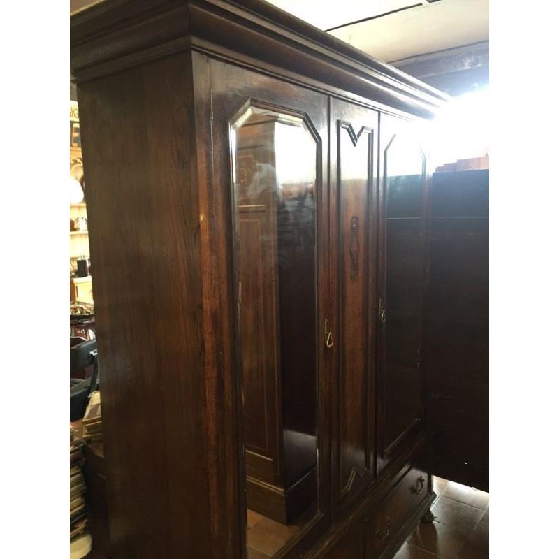 Lovely oak wardrobe