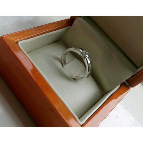 Stunning Diamond Engagement Ring