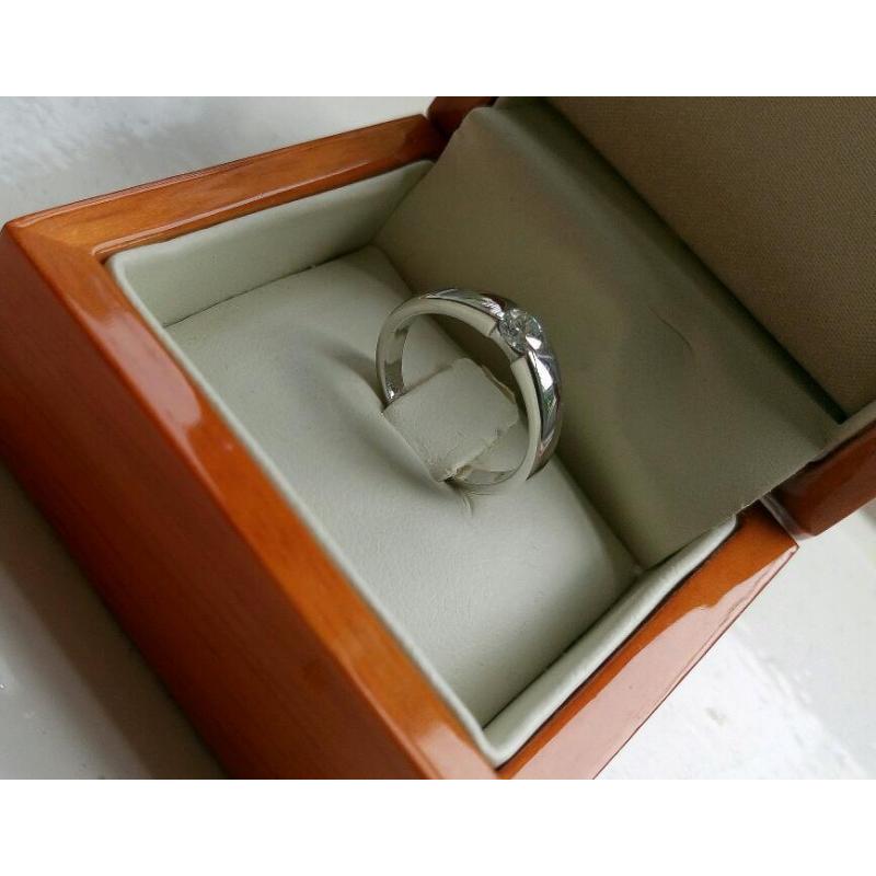 Stunning Diamond Engagement Ring