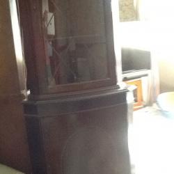 Display corner cabinets