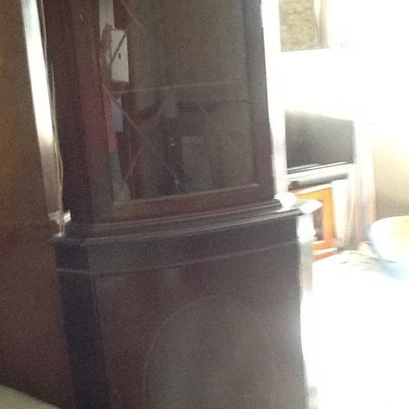 Display corner cabinets