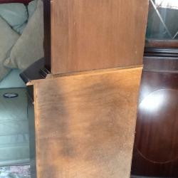 Display corner cabinets