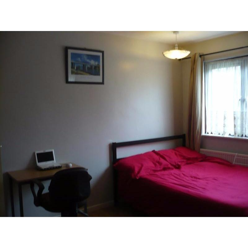 Double Room with access to Garden to let