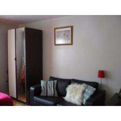 Double Room with access to Garden to let