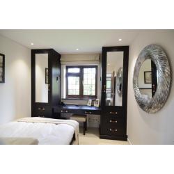 Fitter/installer of bespoke joinery in and around London