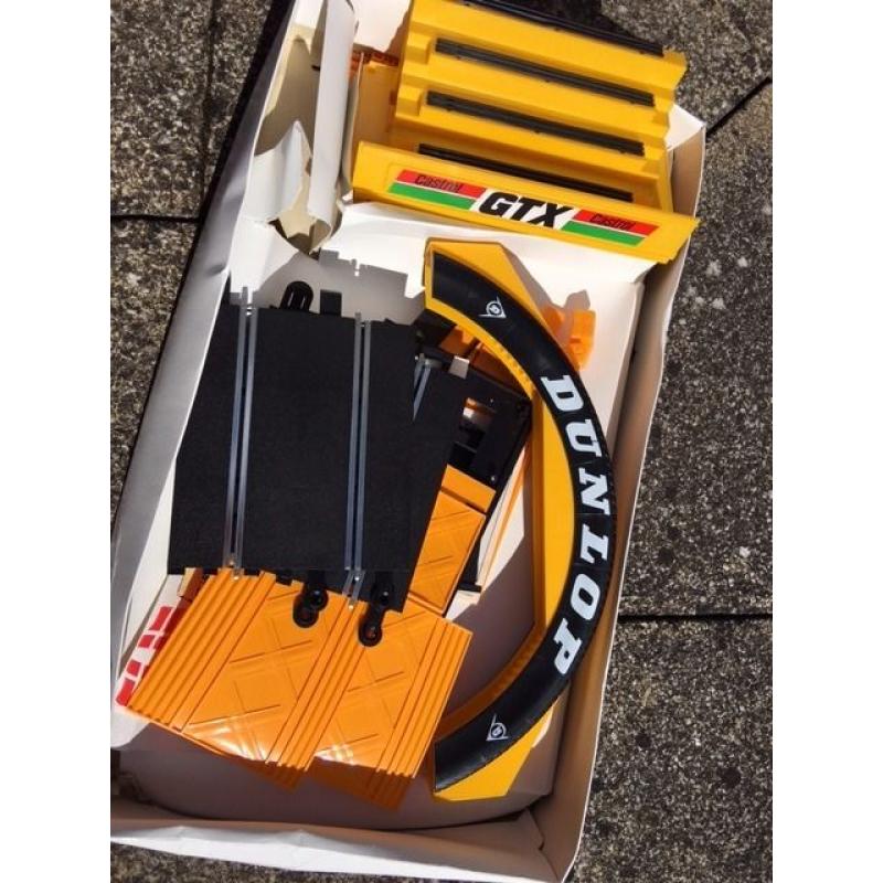 Scalextric accessory set, including Bridge, stand and additional track
