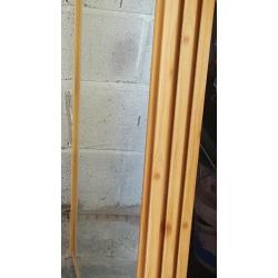 FREE glass mirrored wardrobe doors (3)